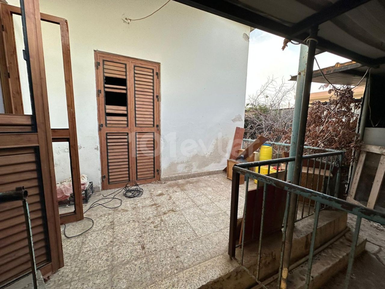 GELEGENHEIT!!! 3+1 EINFAMILIENHAUS ZUM VERKAUF IN GAZİMAĞUSA MARAŞ