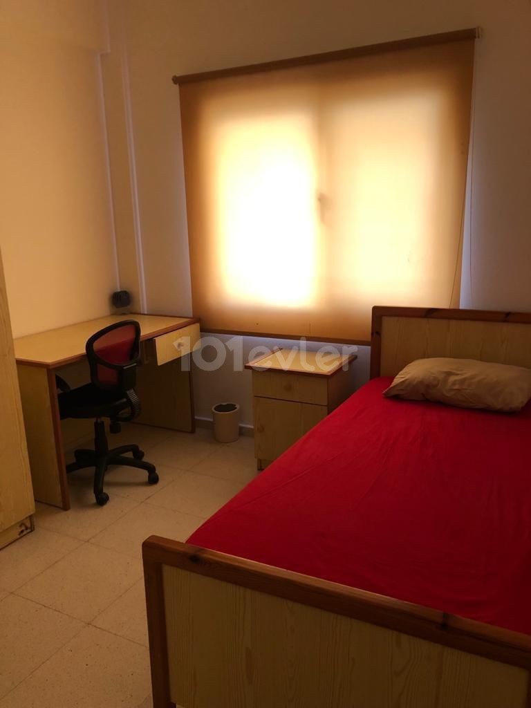 2+1 FLAT FOR RENT IN GAZİMAĞUSA CENTER