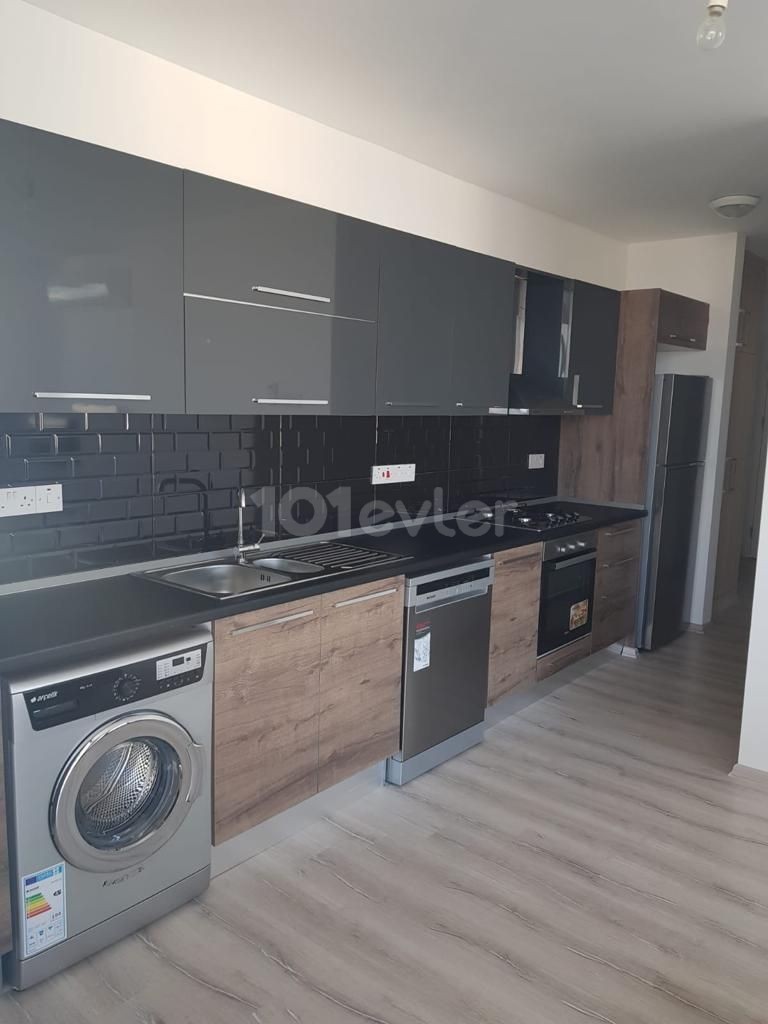 GAZİMAĞUSA SAKARYA KİRALIK EŞYALI  2+1 DAİRE