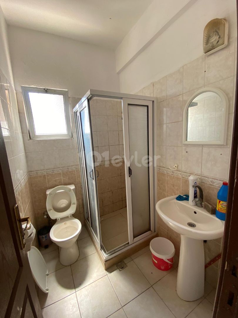 FAMAGUSTA TEKANT FURNISHED 2+1 FLAT FOR RENT