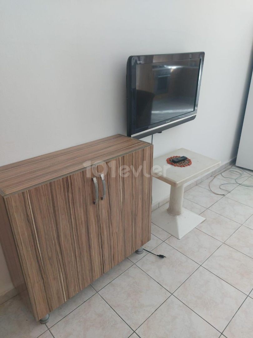 PAID MONTHLY!!!!!!FAMAGUSTA TEKANT FURNISHED 2+1 FLAT FOR RENT