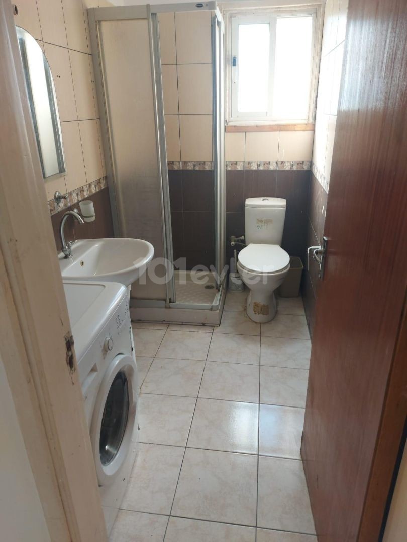 PAID MONTHLY!!!!!!FAMAGUSTA TEKANT FURNISHED 2+1 FLAT FOR RENT