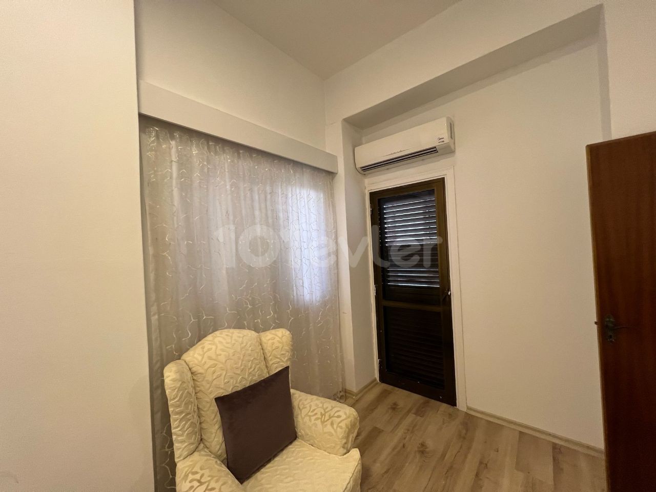 FAMAGUSTA BAYKAL FURNISHED 3+1 FLAT FOR RENT WITH MONTHLY PAYMENT