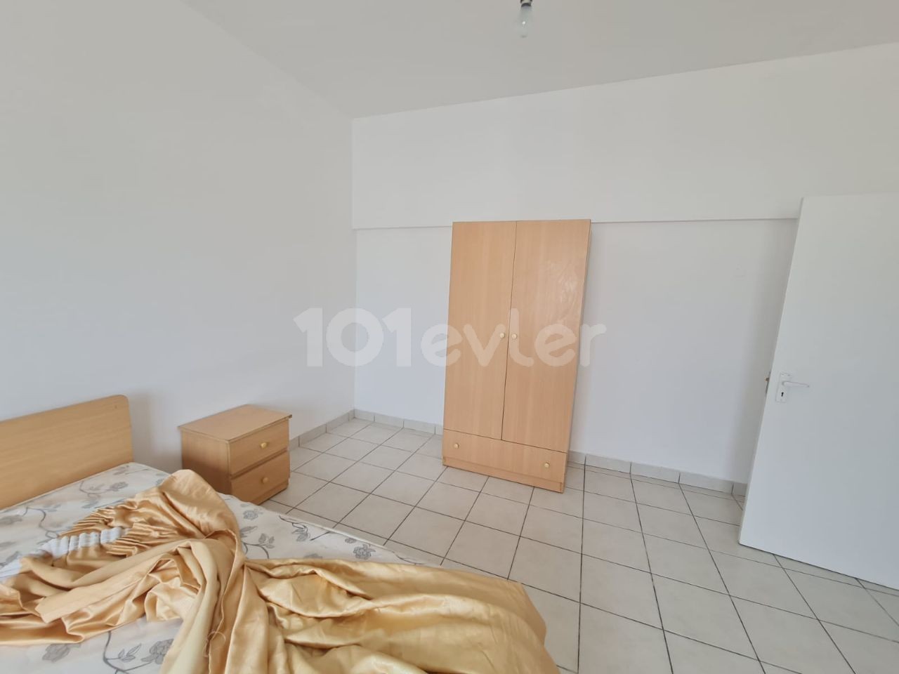 GAZİMAĞUSA BAYKAL KİRALIK AYLIK ÖDEMELİ  EŞYALI 3+1 PENTHOUSE