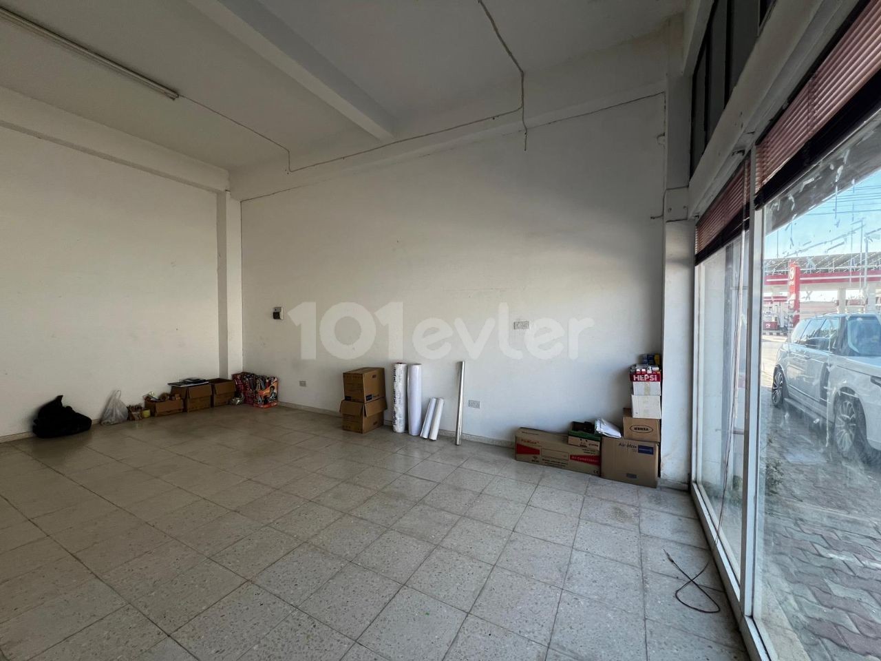 FAMAGUSTA LARNACA ROAD UNFURNISHED SHOP FOR RENT