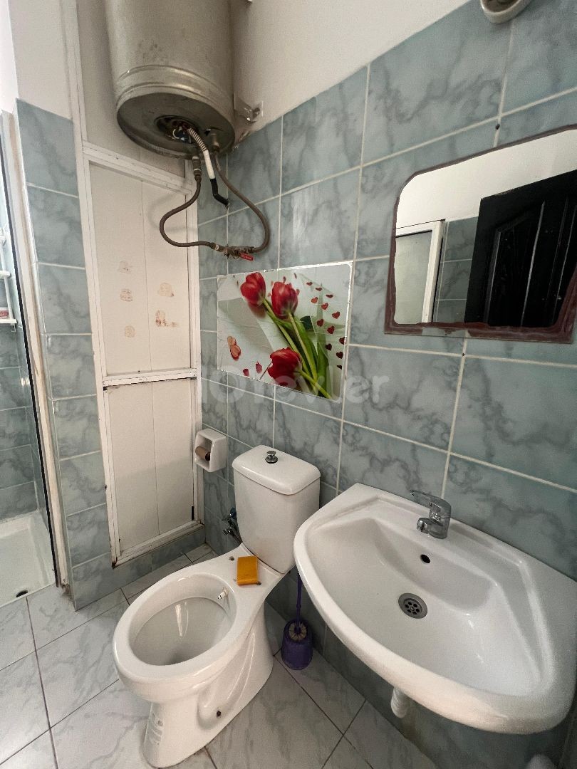 GAZİMAĞUSA SALAMİS CADDESİ KİRALIK EŞYALI 2+1 DAİRE