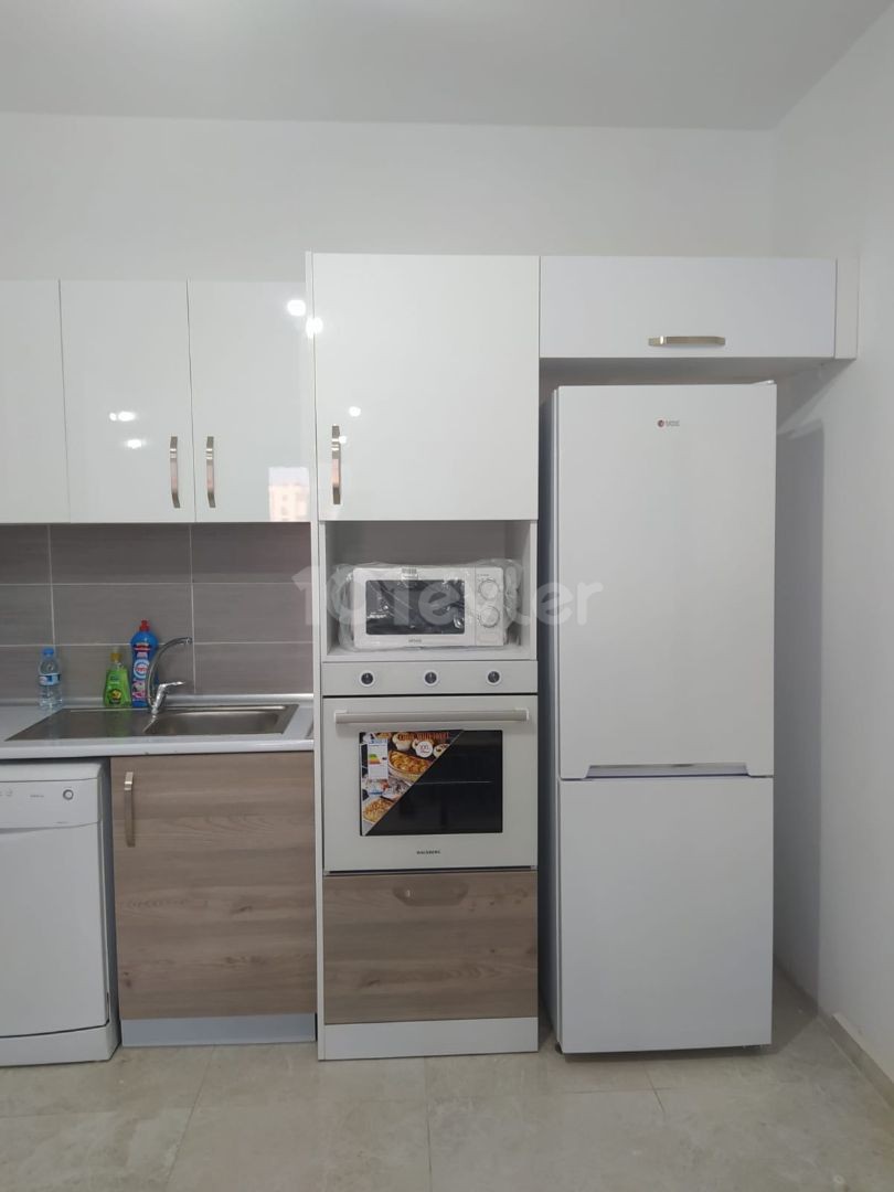 LEFKOŞA MERKEZ  KİRALIK EŞYALI 2+1 SIFIR DAİRE