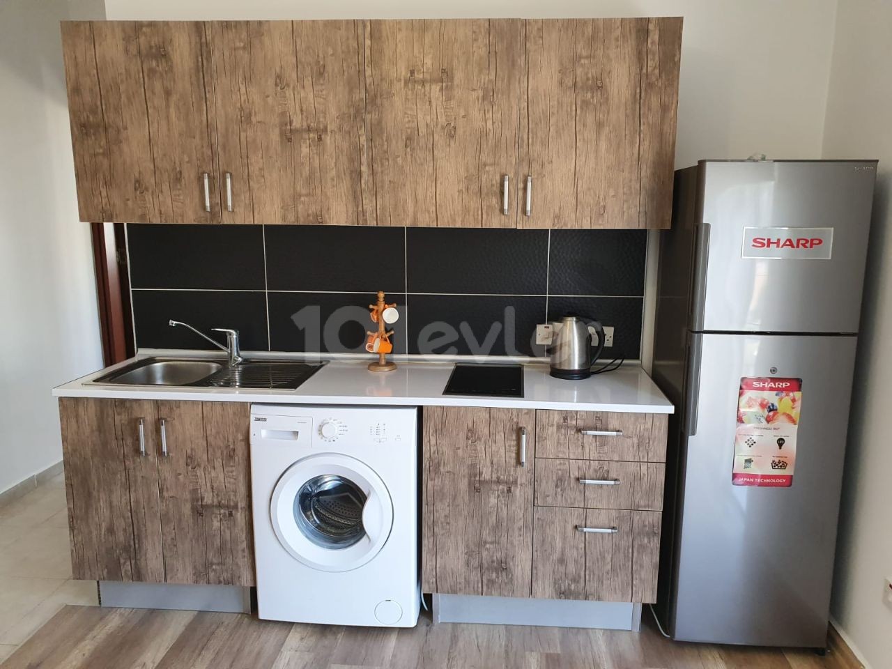 GAZİMAĞUSA SAKARYA KİRALIK EŞYALI  3 AYLIK ÖDEMELİ 1+1 DAİRE 