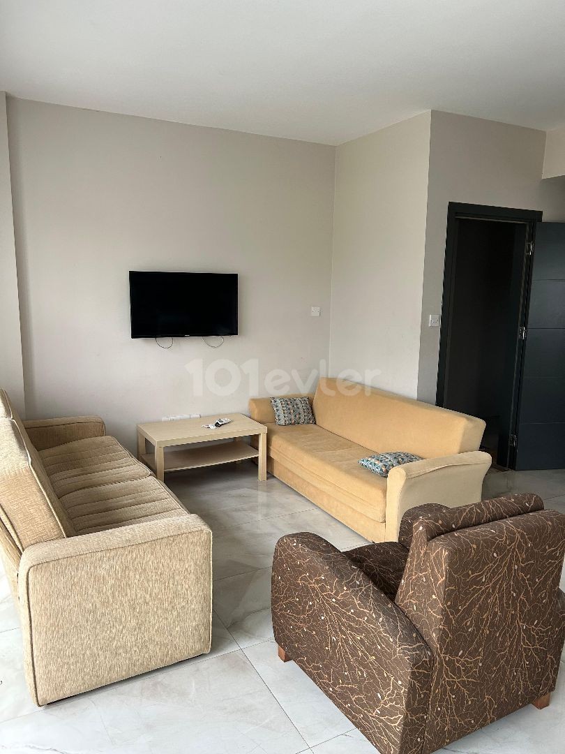 GAZİMAĞUSA ÇANAKKALE KİRALIK EŞYALI 1+1 DAİRE