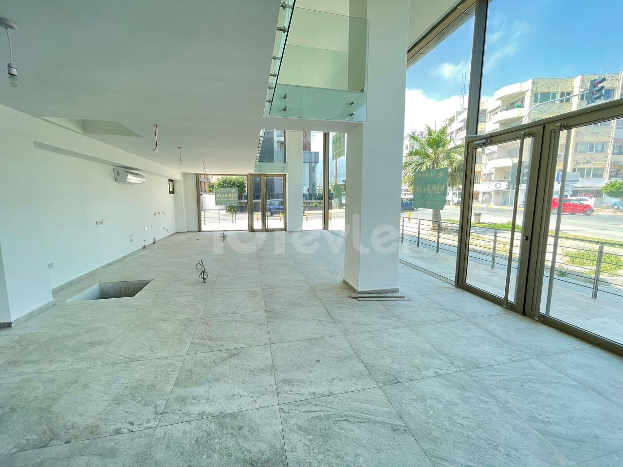 400 m2 Restaurant with a permit and a large terrace with infrastructure for rent at the traffic lights of the new port in the center of Kyrenia ** 