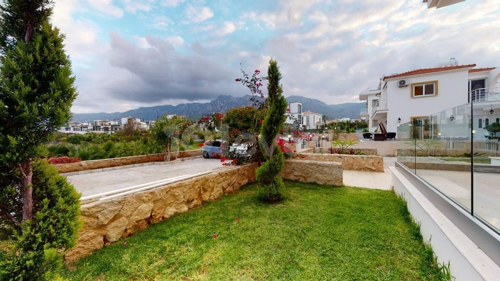 3+1 Villa Zum Verkauf Mit Herrlichem Blick In Alsancak ** 