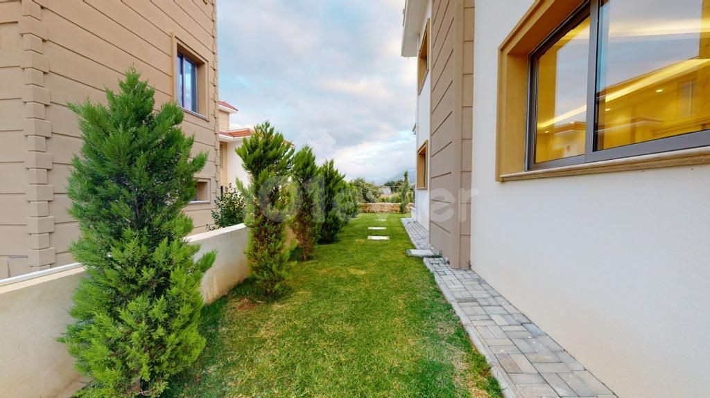 3+1 Alsancak Muhteşem Manzaralı Satılık Villa