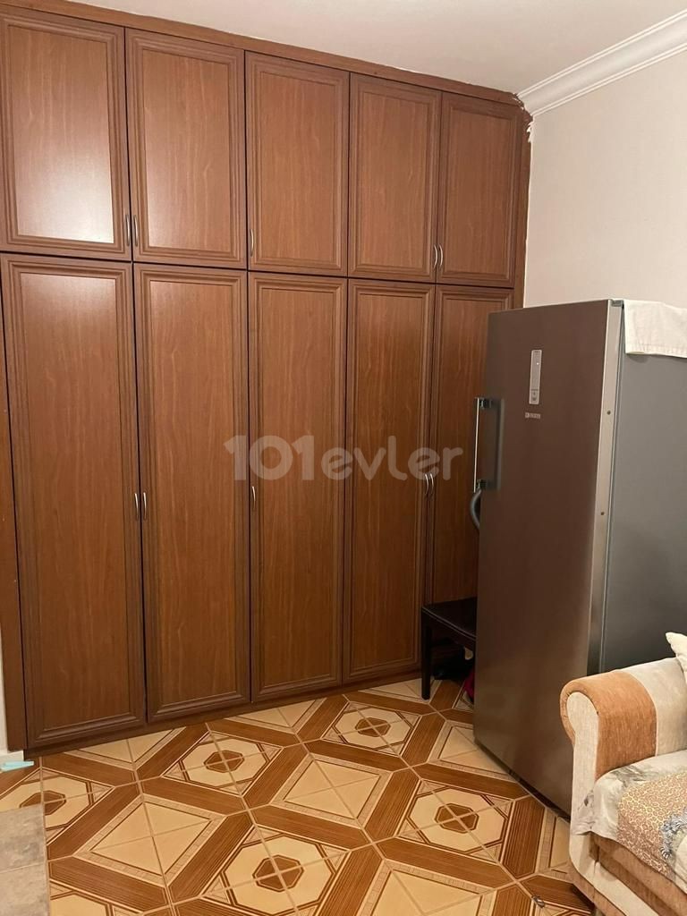 3 + 1 Kyrenia Central Apartment For Sale ** 