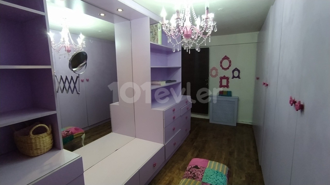 4+1 Ozanköy Kiralık Havuzlu Villa