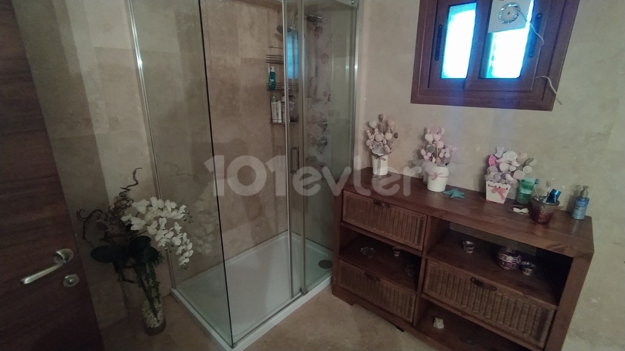 4+1 Ozankoy Villa with Pool for Rent ** 