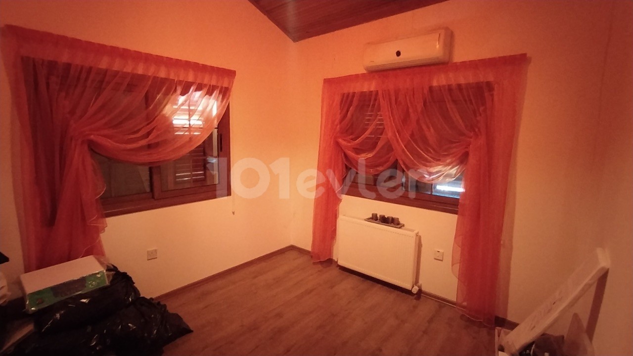 4+1 Ozankoy Villa with Pool for Rent ** 