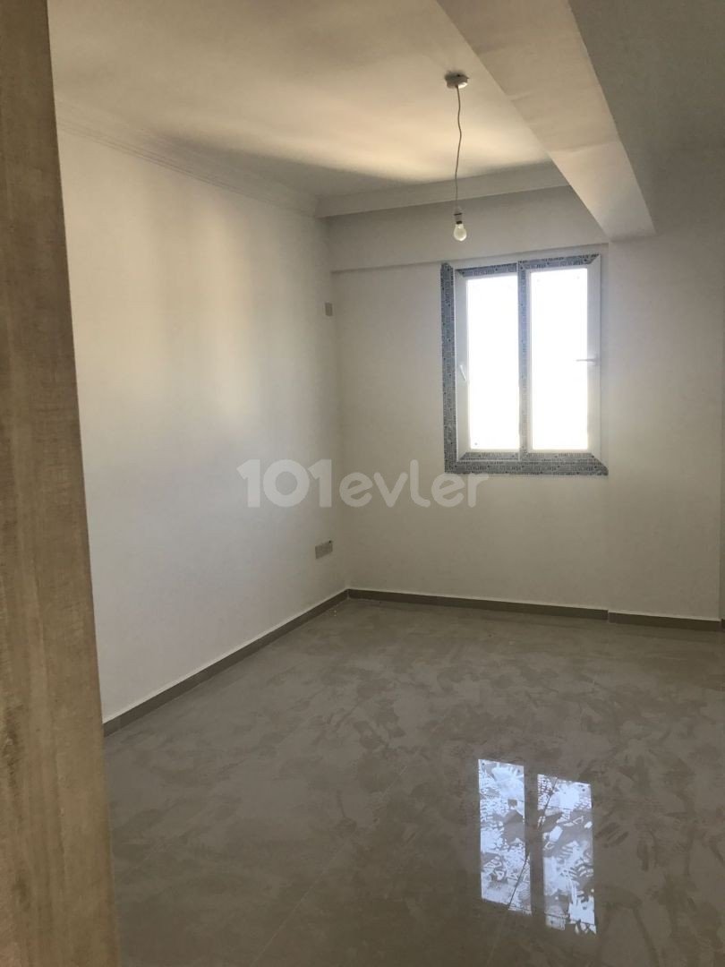 3 + 1 Kyrenia Central Apartment For Sale ** 