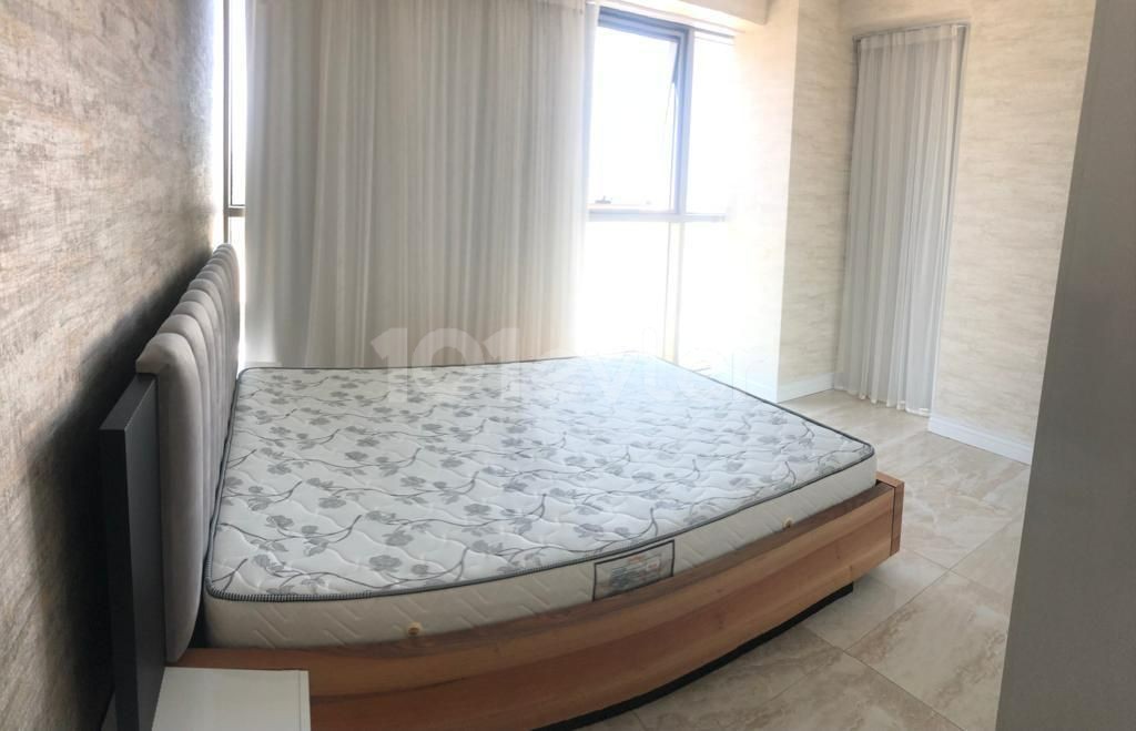 Penthouse To Rent in Girne Merkez, Kyrenia