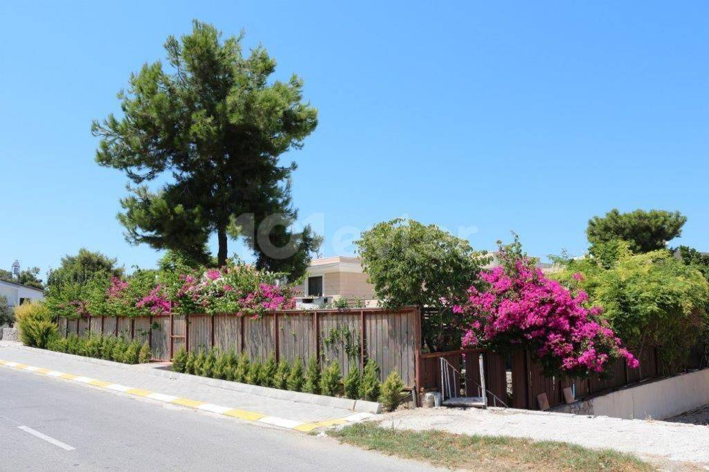 Villa To Rent in Girne Merkez, Kyrenia