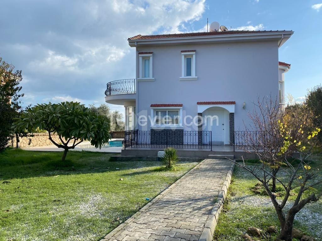 Villa To Rent in Çatalköy, Kyrenia