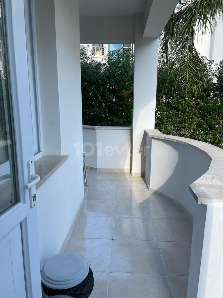 Flat To Rent in Alsancak, Kyrenia