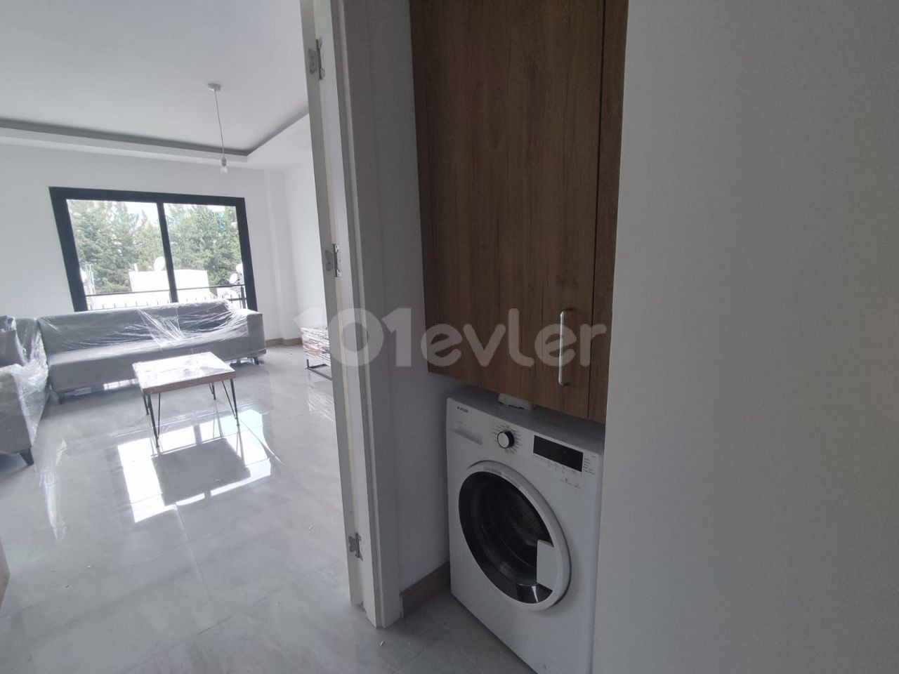 2+1 For Rent Kyrenia Center 