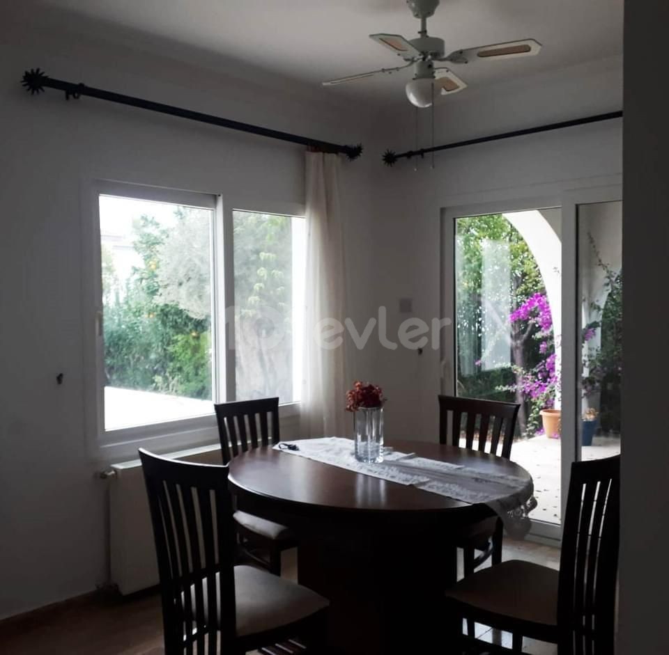 3+1 Havuzlu Kiralık Villa Ozanköy