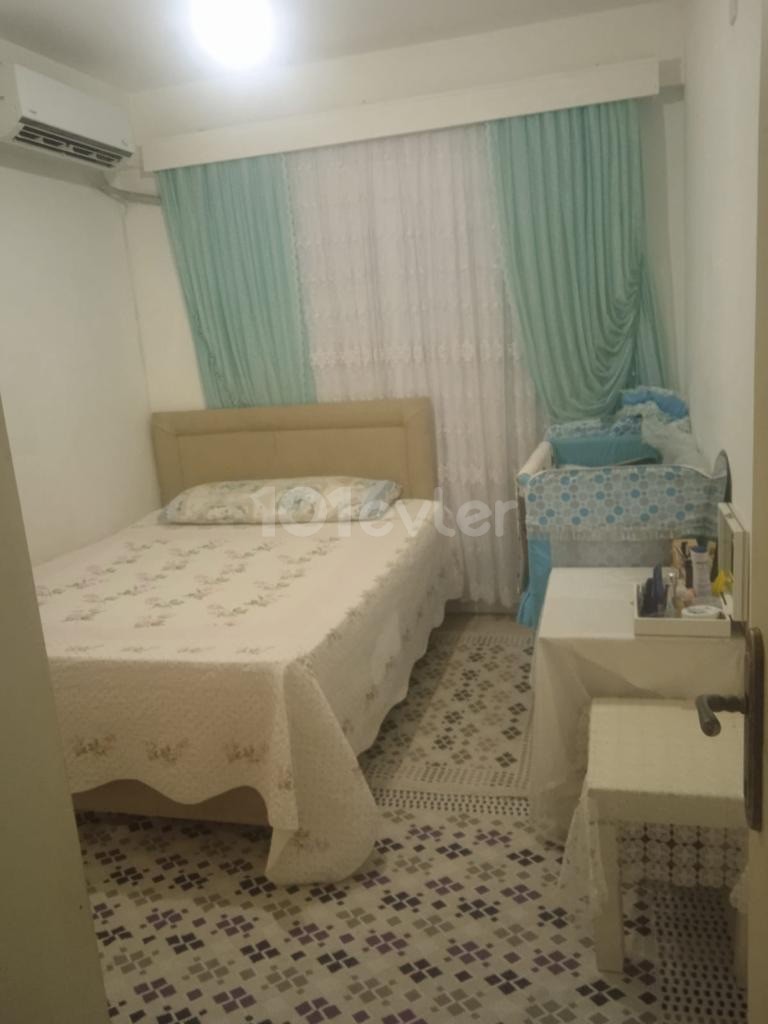 2+1 Wohnung zum Verkauf im Kyrenia Center