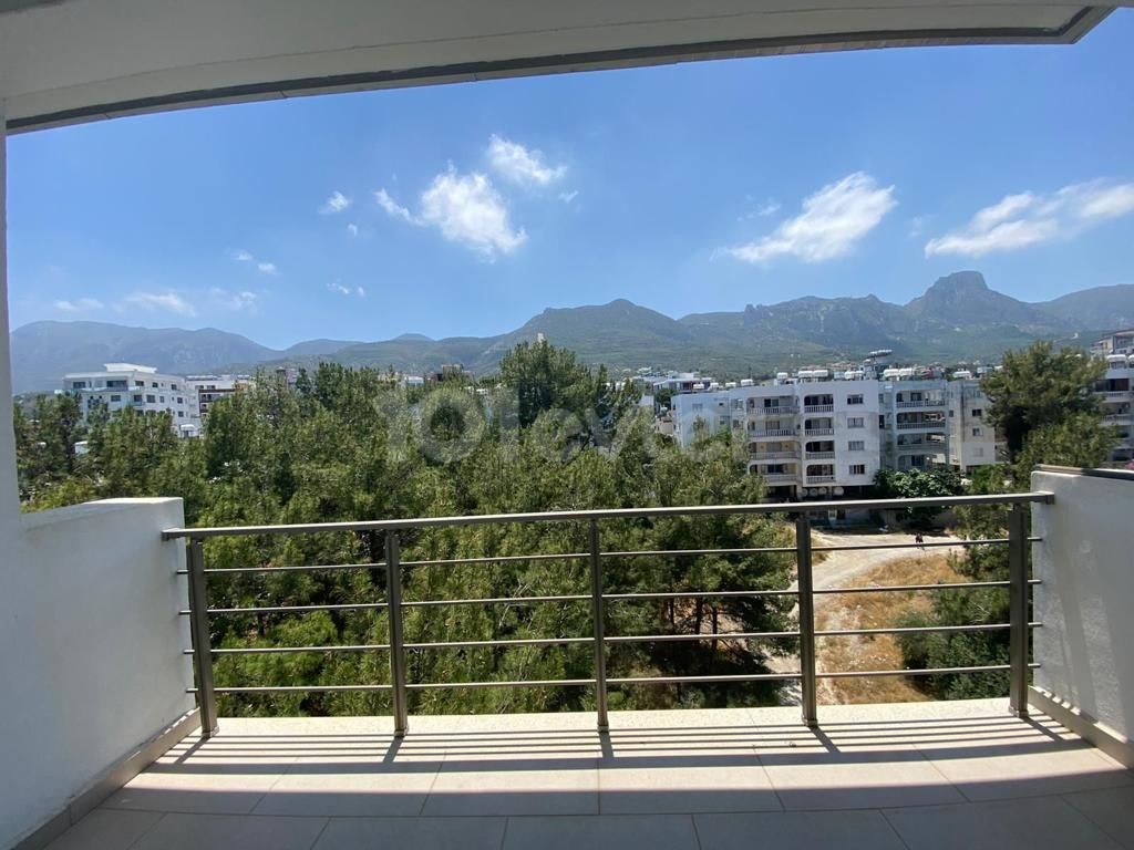 3+1 Penthouse Flat for Rent Kyrenia Center