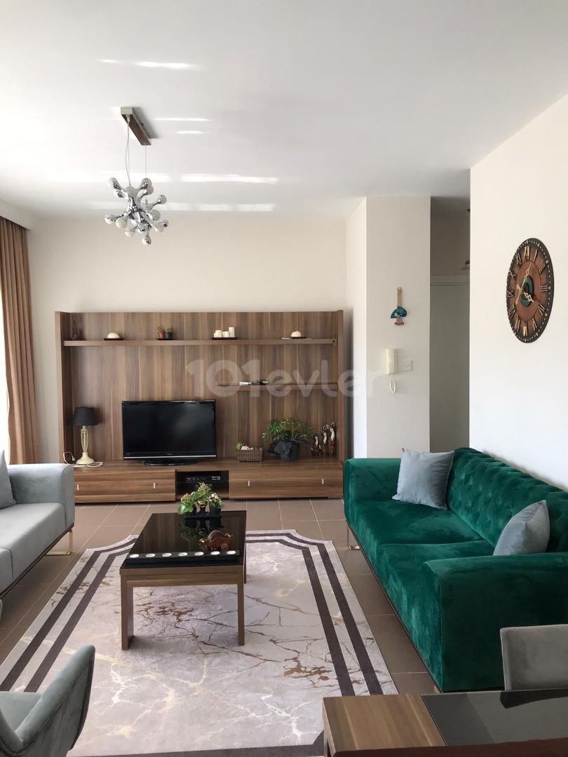 MAĞUSA TUZLA'DA SÜPER LÜKS SATILIK 3+1 DAİRE 