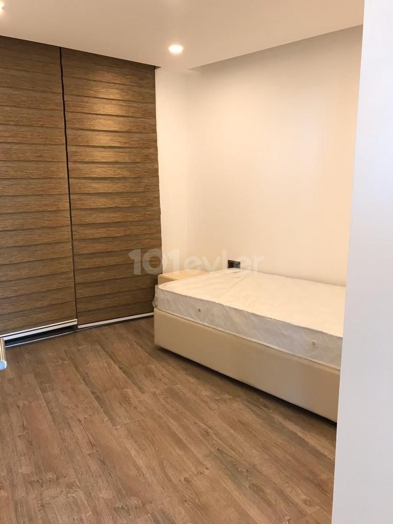 2+1 APARTMENT FOR SALE WITH 500STG KIRACILI IN GIRNE CENTRAL ** 