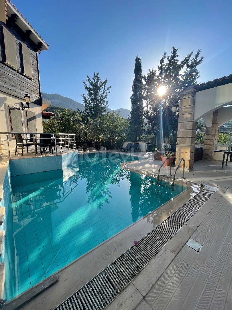 Villa To Rent in Bellapais, Kyrenia