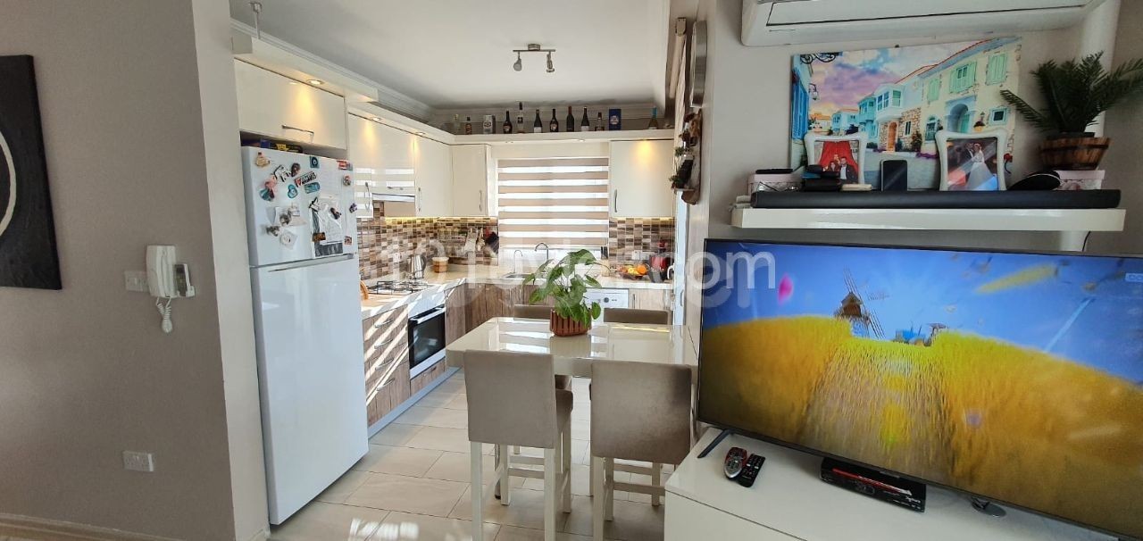 3+1 LUXURY FLAT WITH TURKISH COACH IN THE HEART OF KYRENIA!!