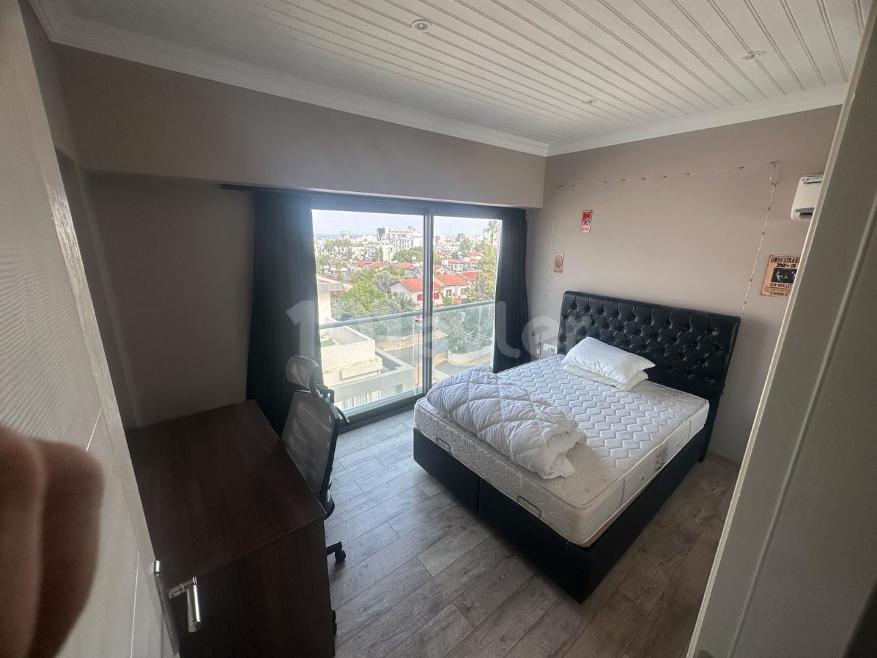 PRIVILEGIERTE LEBENSMÖGLICHKEIT IN 2+1 DUPLEX-LOFT-WOHNUNG IM KYRENIA CENTER!!