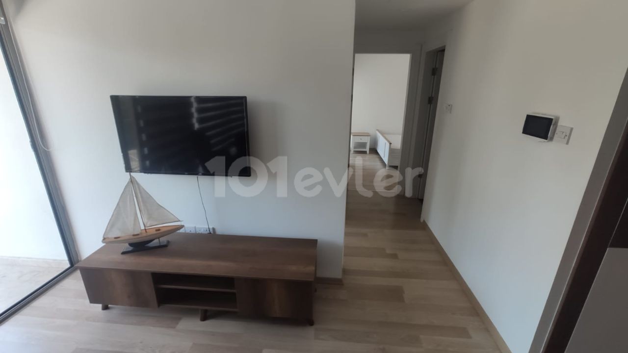 GİRNE MERKEZDE SIFIR EŞYALI 2+1 DAİRE