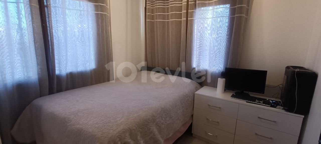 Flat For Sale in Türk Mahallesi, Kyrenia