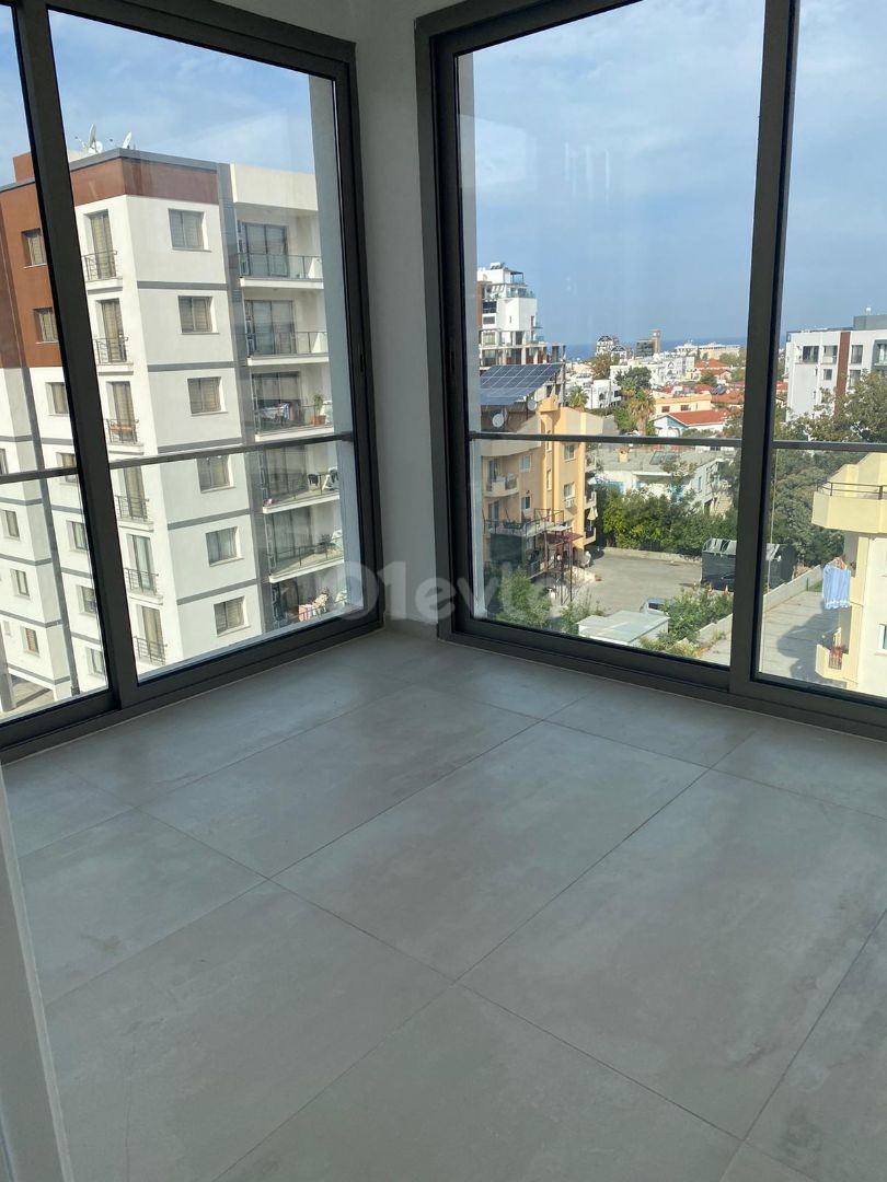 Girne, Kar market yakınında 3+1 satılık penthouse daire