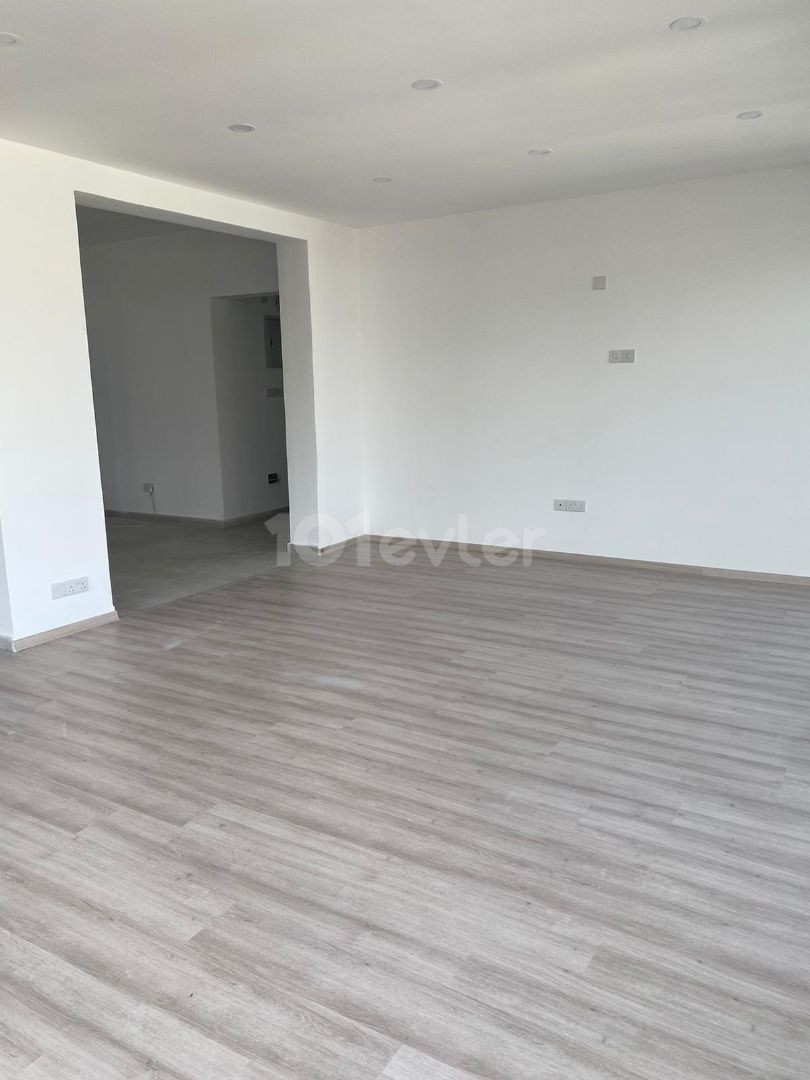 3+1 penthouse apartment for sale near Kar market, Kyrenia