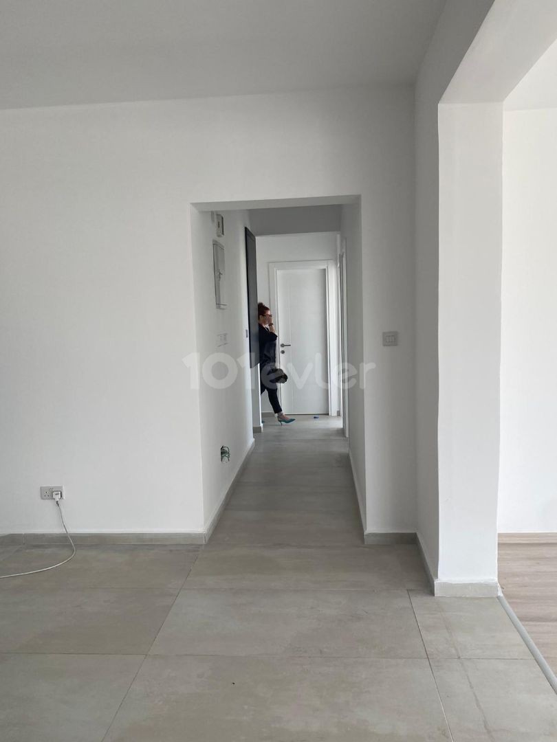 3+1 penthouse apartment for sale near Kar market, Kyrenia