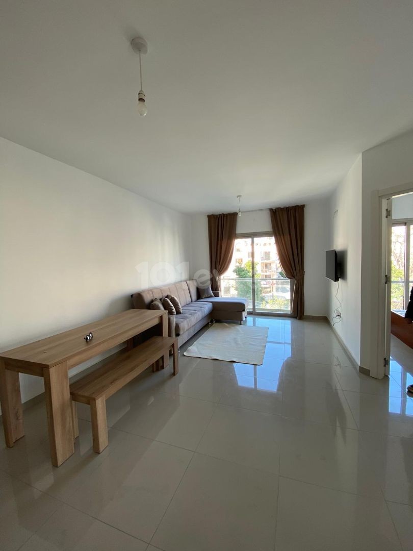 2+1 apartment for rent in Kyrenia, center, 23 April primary school