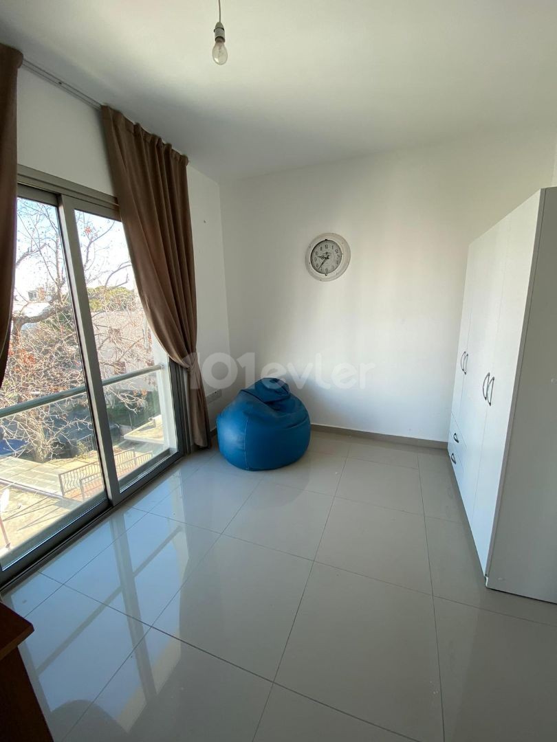 2+1 apartment for rent in Kyrenia, center, 23 April primary school