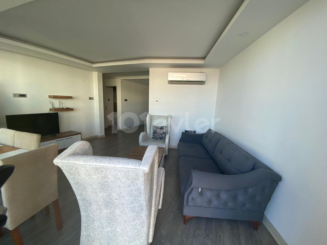 2+1 apartment for rent in the center of Kyrenia, Nusmar market location