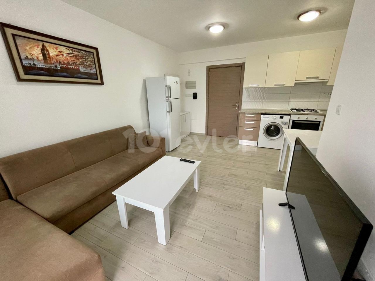 Kyrenia, next to Viva Casino, 2+1 apartment for sale