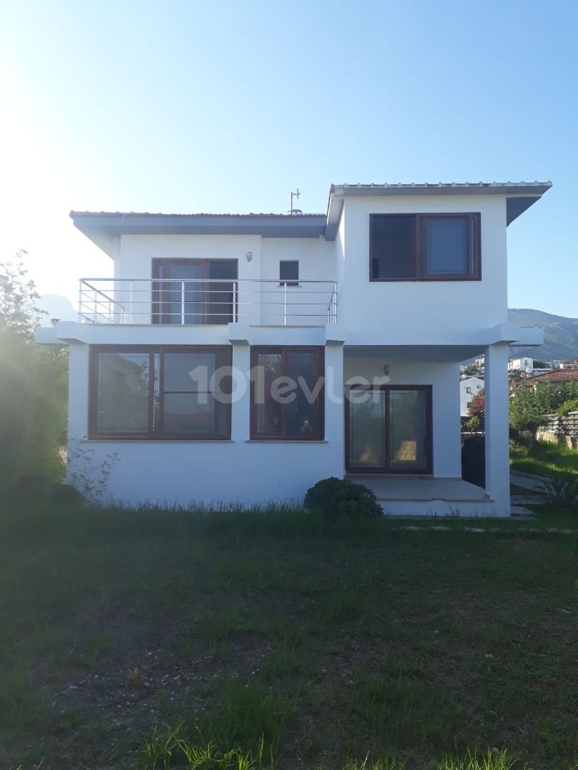 Villa for sale in Ilgaz, Yesiltepe, Kyrenia