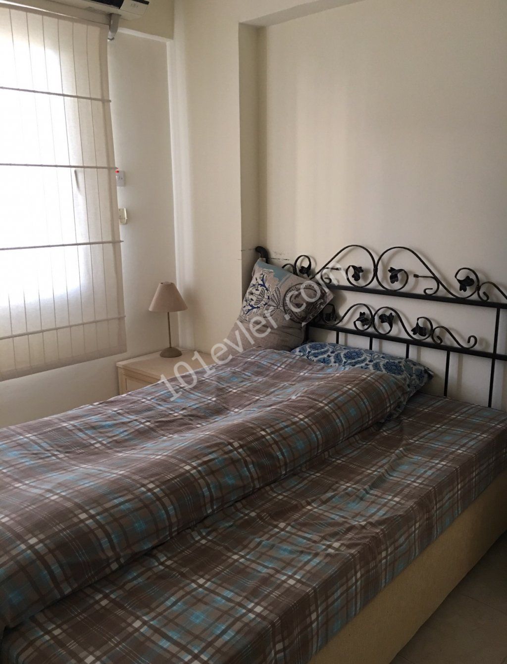 2 Bedroom Flat for Rent in Kyrenia City center