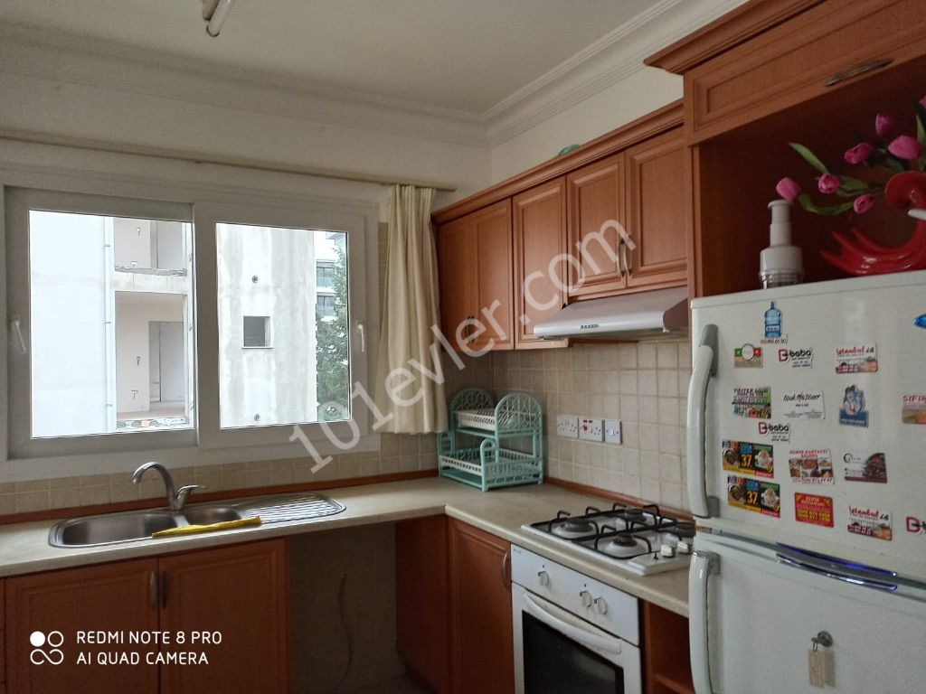 2 Bedroom Flat for Rent in Kyrenia City center