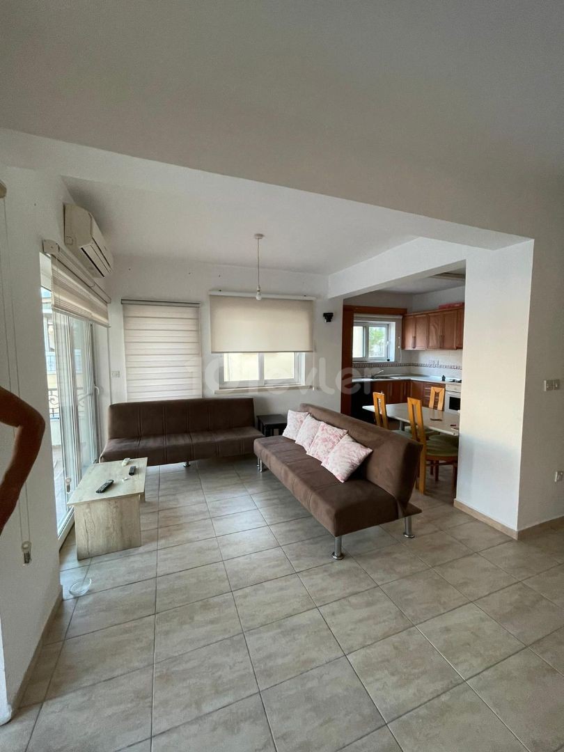 GİRNE MERKEZDE SATILIK 2+1 PENTHOUSE