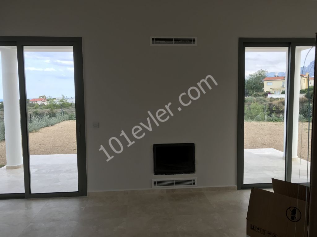 4+1 Site İçerisinde Müstakil Lüks Villa Eşyasız