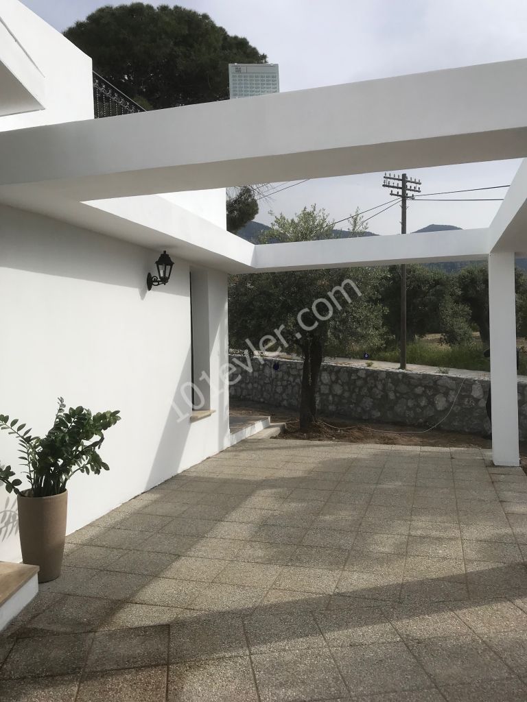 Villa for sale in Kyrenia 3+1 230 thousand STG ** 