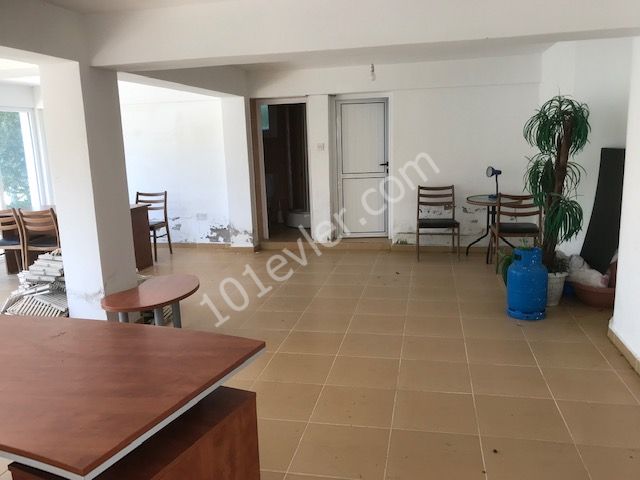 Kyrenia Zeytinlik 3 + 1 Villa Türkische Immobilien ** 